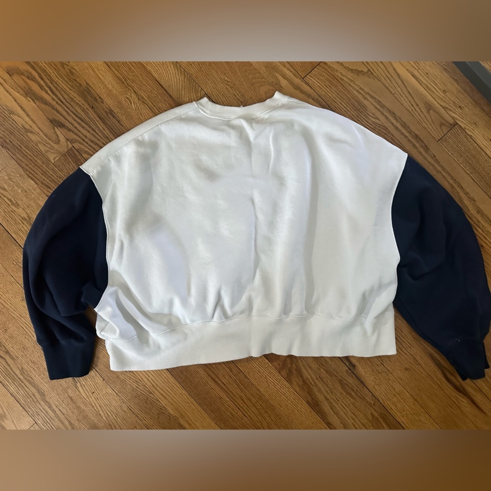 Women’s Nike PSU sweatshirt - Picture 2 of 4